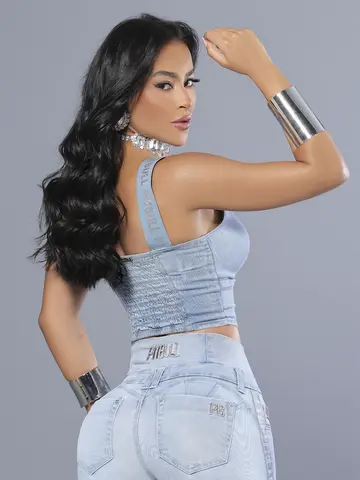 Cropped Jeans Estiloso e Sofisticado com Elástico Personalizado Pit Bull Jeans