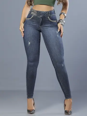 Calça Skinny Modeladora e Sofisticada com Detalhes em Strass Pit Bull Jeans