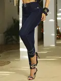 Calça Hot Pants Cintura Alta Modeladora e Estilosa com Cinto Pit Bull Jeans