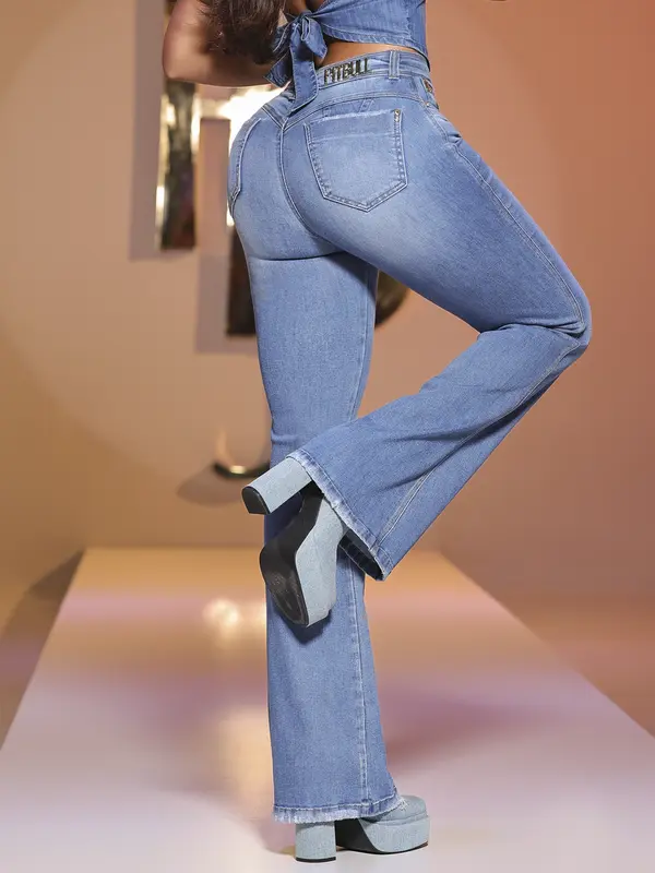 Calça Flare Pit Bull Jeans Feminina Clássica e Moderna com Sofisticação