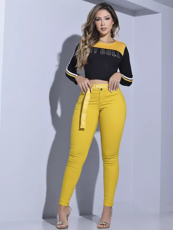 Calça Feminina Amarela Skinny Pit Bull Jeans com Cinto Estiloso