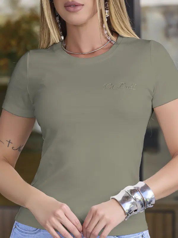 T-SHIRT FEMININA REFINADA E CASUAL EMPÓRIO PIT BULL COM ESCRITA DOURADA