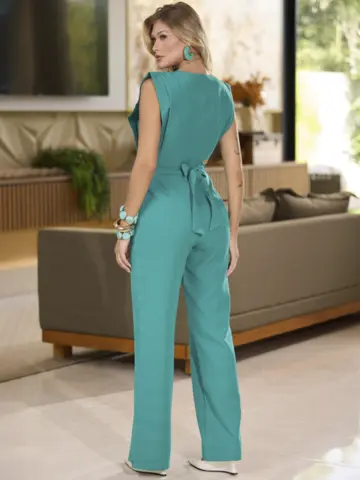 MACACÃO FEMININO ELEGANTE EMPÓRIO PIT BULL ATEMPORAL COM SOFISTICAÇÃO