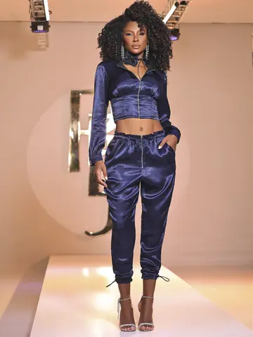 CALÇA FEMININA ACETINADA E ACINTURADA ELEGANTE PIT BULL JEANS AJUSTÁVEL