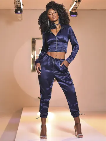 CALÇA FEMININA ACETINADA E ACINTURADA ELEGANTE PIT BULL JEANS AJUSTÁVEL