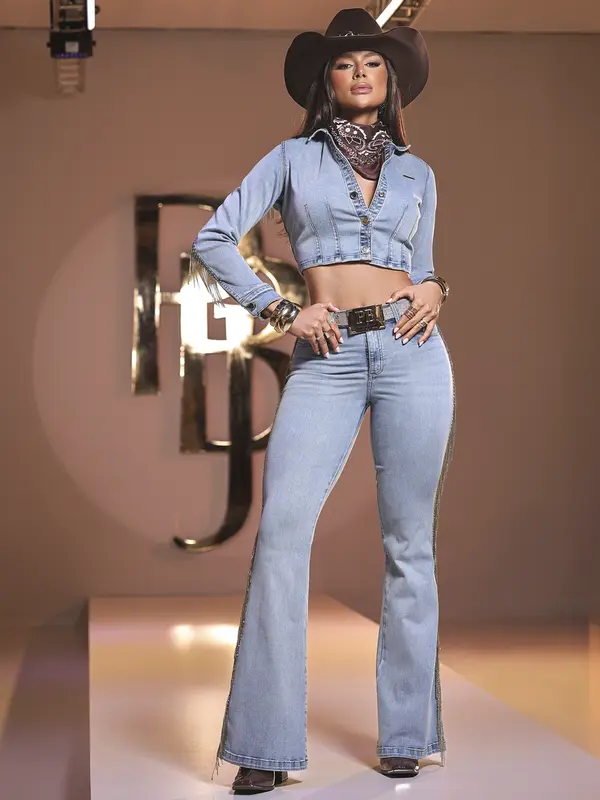 Camisa Cropped com Franjas e Strass Bordado Denim Pit Bull Jeans