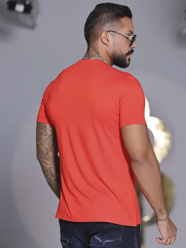 Camiseta Masculina Laranja Gola V Logomania Pit Bull Jeans