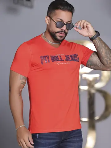 Camiseta Masculina Laranja Gola V Logomania Pit Bull Jeans
