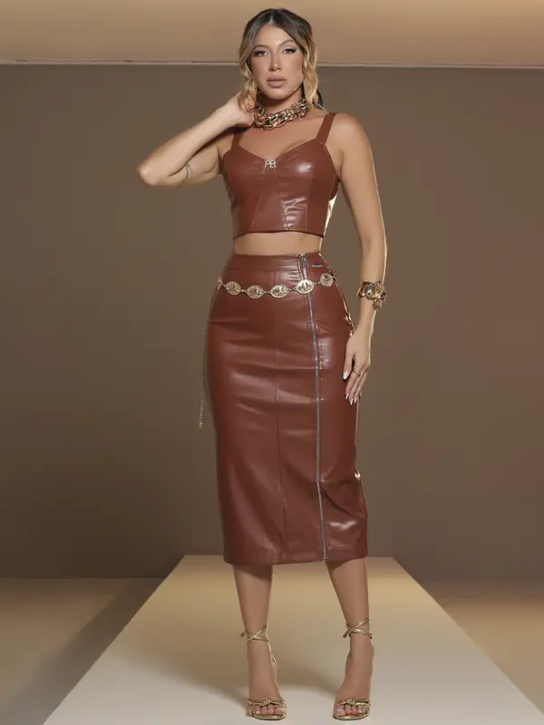 CONJUNTO SAIA E CROPPED CONTEMPORÂNEO EM COURO ECOLÓGICO EMPÓRIO PIT BULL
