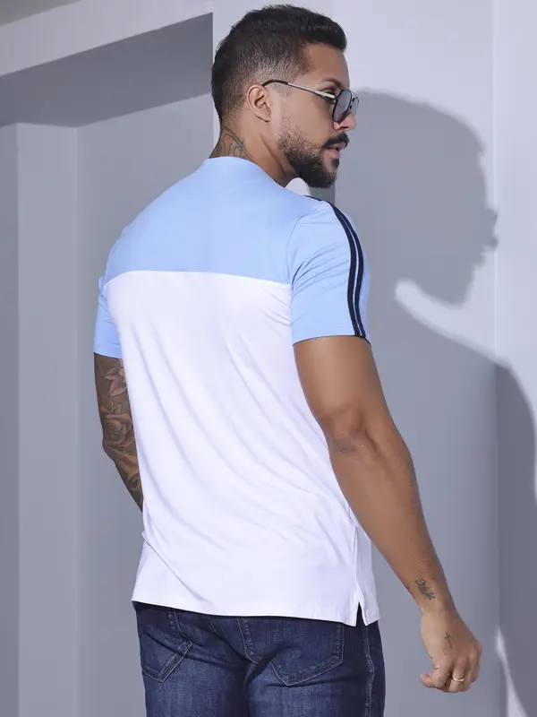 Camiseta Gola O Pit Bull Jeans Logomania com Relevo e Modelagem Slim