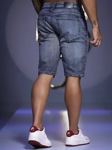 BERMUDA MASCULINA COM ELÁSTICO LATERAL E LAVAGEM ESPECIAL PIT BULL JEANS