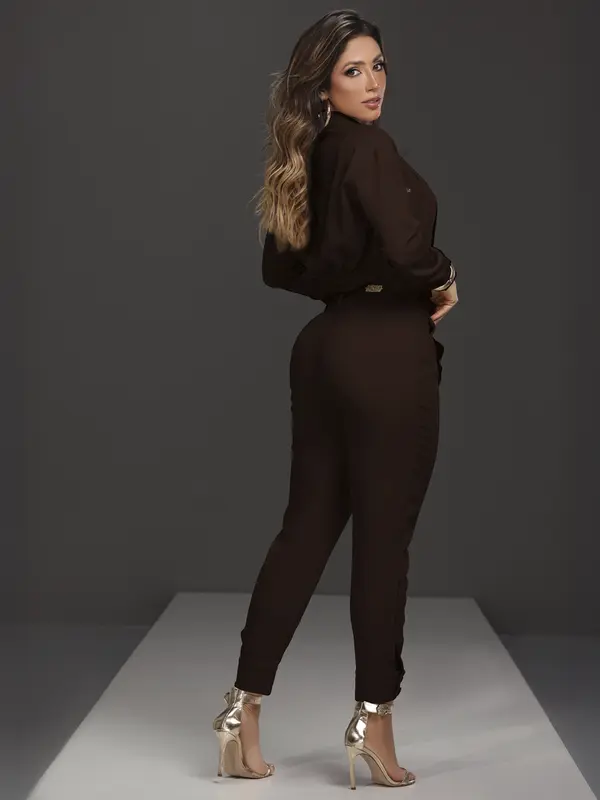 CONJUNTO COM CALÇA, JAQUETA E TOP EMPÓRIO PIT BULL CASUAL E REFINADO
