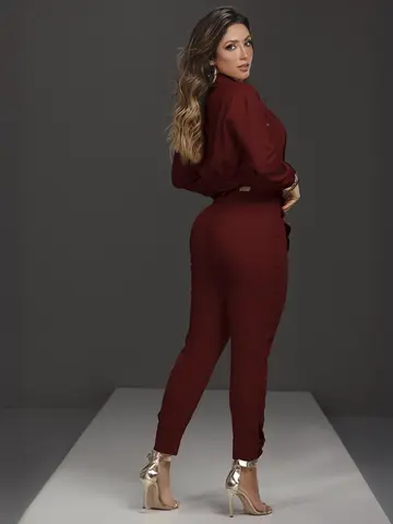 CONJUNTO COM CALÇA, JAQUETA E TOP EMPÓRIO PIT BULL CASUAL E REFINADO