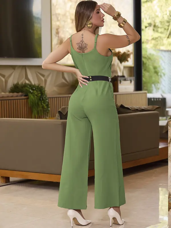 Macacão Elegante com Cinto e Modelagem Refinada Empório Pit Bull