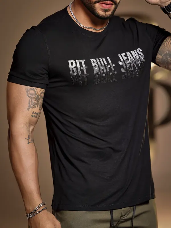Camiseta Gola O Logomania Pit Bull Jeans Luxo com Aplicações em Brilho
