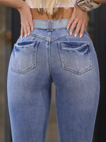 Calça Hot Pants Modeladora Refinada com Cinto Pit Bull Jeans Premium