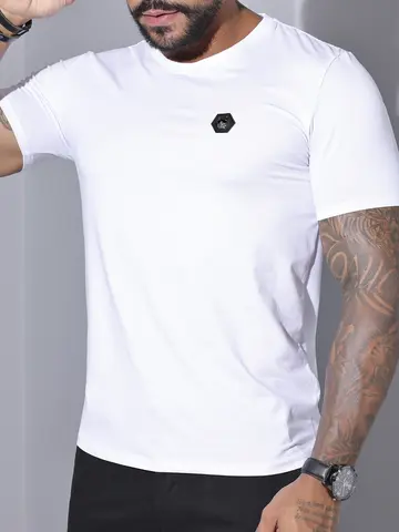 Camiseta Gola O Elegante e Versátil Pit Bull Jeans