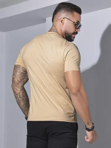 Camiseta Gola O Elegante e Versátil Pit Bull Jeans