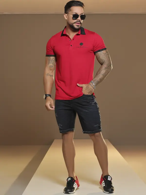 Polo Masculina Elegante e Refinada com Modelagem Ajustada Pit Bull Jeans
