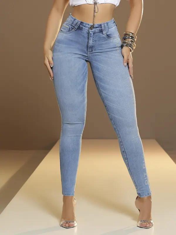 Calça Skinny Hot Pants Cintura Alta com Logomania Pit Bull Jeans