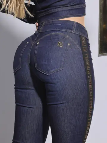 Calça Skinny Sofisticada com Laterais Personalizadas Pit Bull Jeans