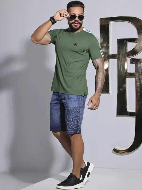 Camiseta Masculina Confortável e Autêntica com Mangas Personalizadas Pit Bull Jeans