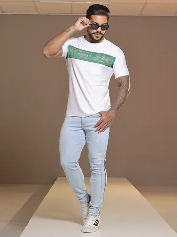 Camiseta Gola O Estilosa com Logomania Metalizada Pit Bull Jeans Luxo