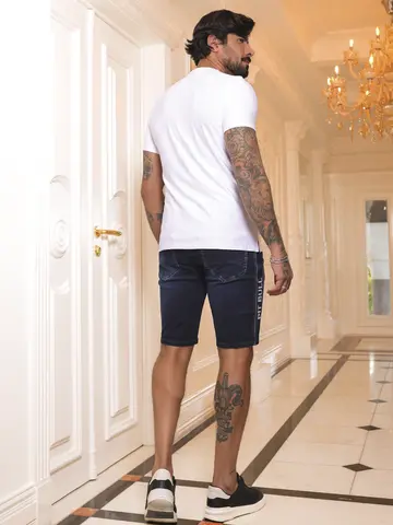 Camiseta Masculina Confortável e Estilosa com Relevo Metalizado Pit Bull Jeans
