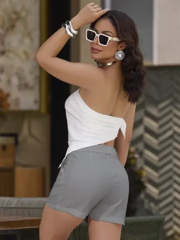 Short Feminino com Cinto Empório Pit Bull Sofisticado e Elegante