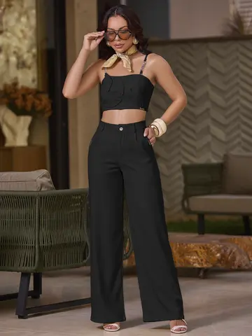 Conjunto Calça e Cropped Sofisticado com Detalhes Elegantes Empório Pit Bull