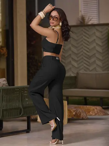Conjunto Calça e Cropped Sofisticado com Detalhes Elegantes Empório Pit Bull