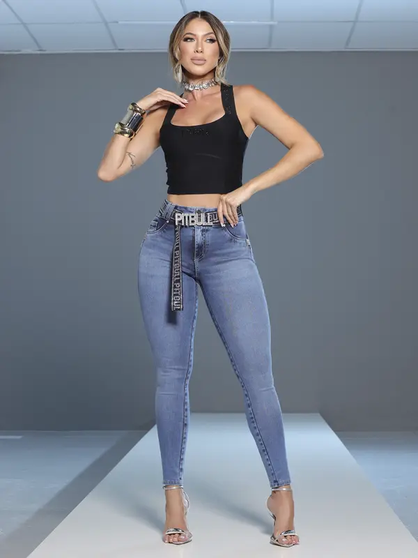 Calça Skinny Modeladora e Glamourosa com Cinto de Strass Pit Bull Jeans Luxo