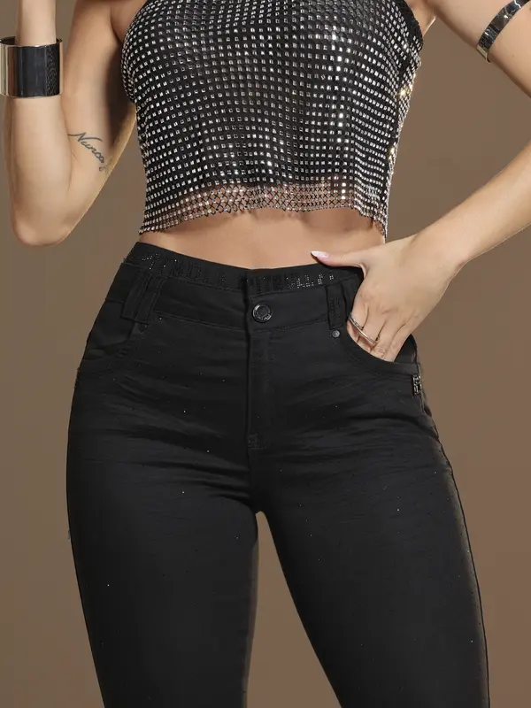 Calça Modeladora e Sofisticada com Toque de Brilho e Elástico Personalizado Pit Bull Jeans Luxo