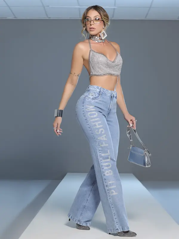 Calça Wide Leg Cintura Alta Fashion e Elegante com Escrita Brilhosa Pit Bull Jeans