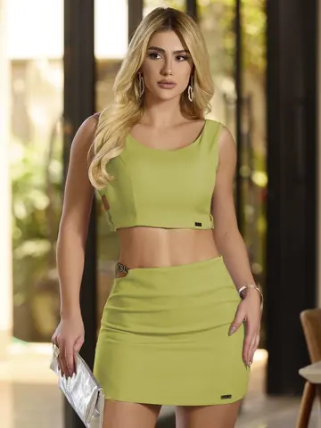 Conjunto Saia e Cropped Empório Pit Bull Sofisticado e Casual