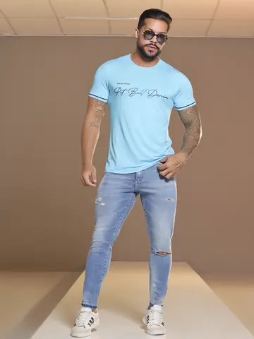 Camiseta Masculina Gola O Casual com Logomania em Relevo Pit Bull Jeans
