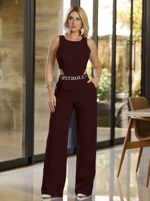 Macacão Elegante com Modelagem Ajustada e Cinto Personalizado Empório Pit Bull