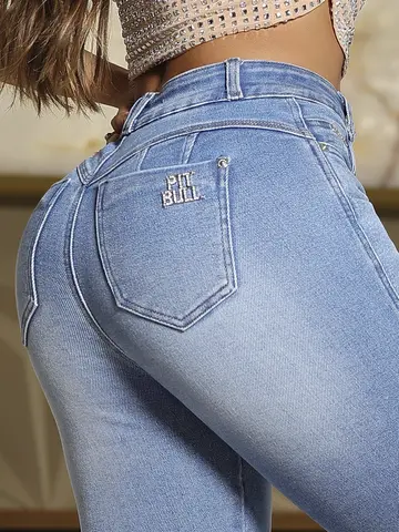 Calça Boyfriend Pit Bull Jeans Estilosa e Casual com Lavado Claro