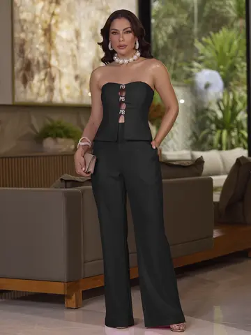 Conjunto Calça e Cropped Empório Pit Bull Elegante com Toque Casual