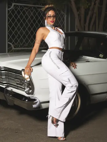 Calça Wide Leg Estilosa com Elástico Personalizado e Bolsos Cargo Pit Bull Jeans Luxo
