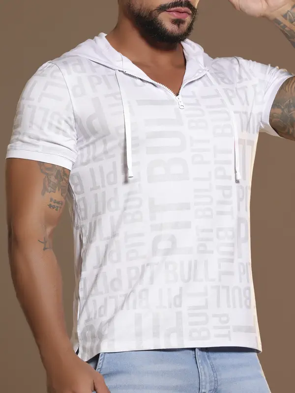 Camiseta Masculina Estampada Pit Bull Jeans Luxo Confortável com Capuz Estiloso