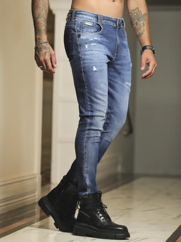 Calça Masculina Sofisticada com Lavado Médio e Detalhes Puídos Pit Bull Jeans Luxo