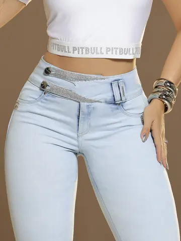 Calça Skinny Pit Bull Jeans Luxo Modeladora e Elegante com Detalhes Únicos