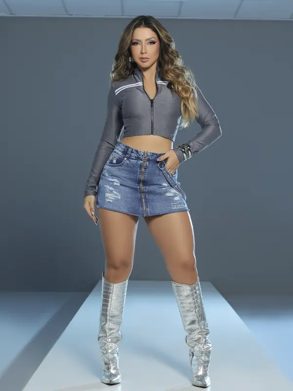 Short Saia Estiloso e Sofisticado com Toque Destroyed Pit Bull Jeans