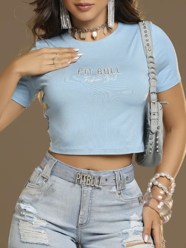 Cropped Manga Curta Fashion e Confortável com Laterais Personalizadas Pit Bull Jeans Luxo
