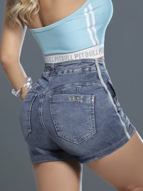 Short Clochard Pit Bull Jeans Luxo Confortável com Detalhe Lateral e Cordão de Strass