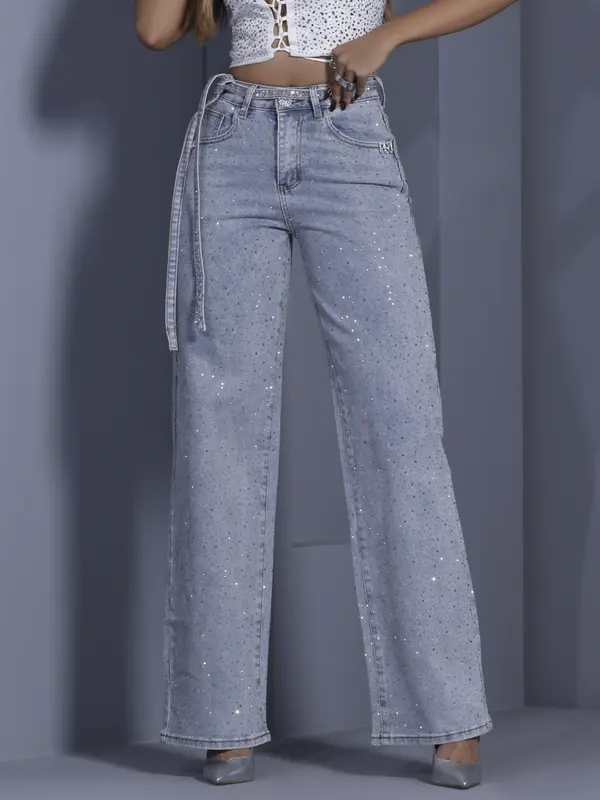 Calça Wide Leg Conceito Sofisticada com Pedrarias e Cinto Personalizado Pit Bull Jeans