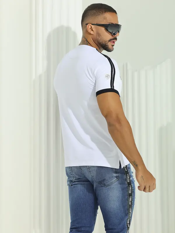 Camiseta Gola O Autêntica com Logomania em Relevo Pit Bull Jeans Luxo