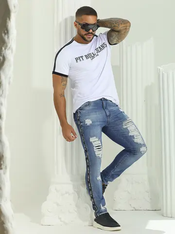 Camiseta Gola O Autêntica com Logomania em Relevo Pit Bull Jeans Luxo