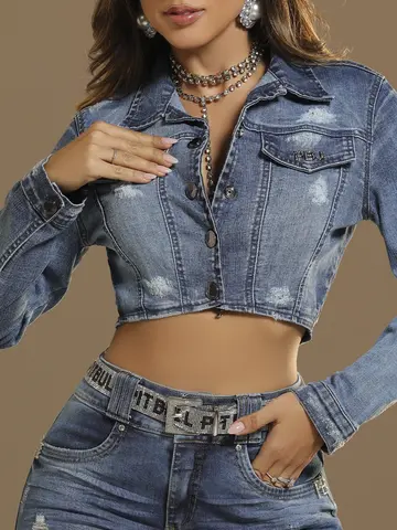 Jaqueta Cropped Jeans Estilosa e Versátil com Detalhes Puídos Pit Bull Jeans Luxo